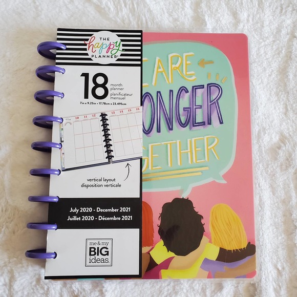 The Happy Planner Classic Strong Together 18 months planner - Picture 1 of 5